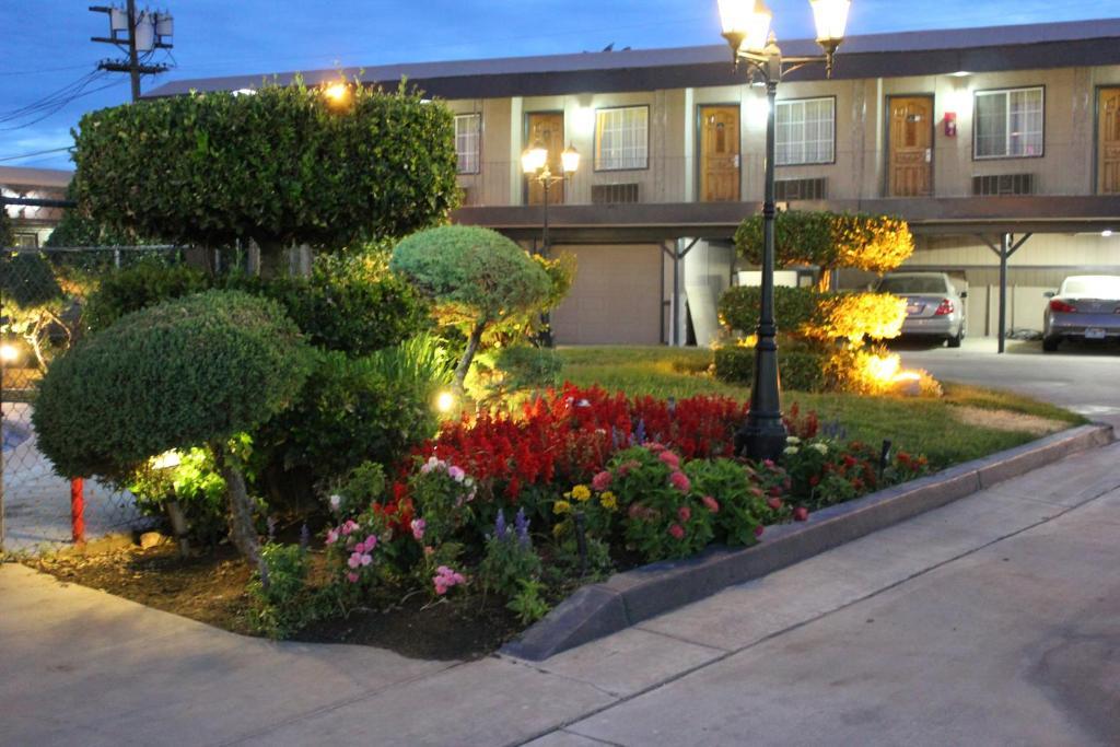 Garden View Inn เฟรสโน ภายนอก รูปภาพ